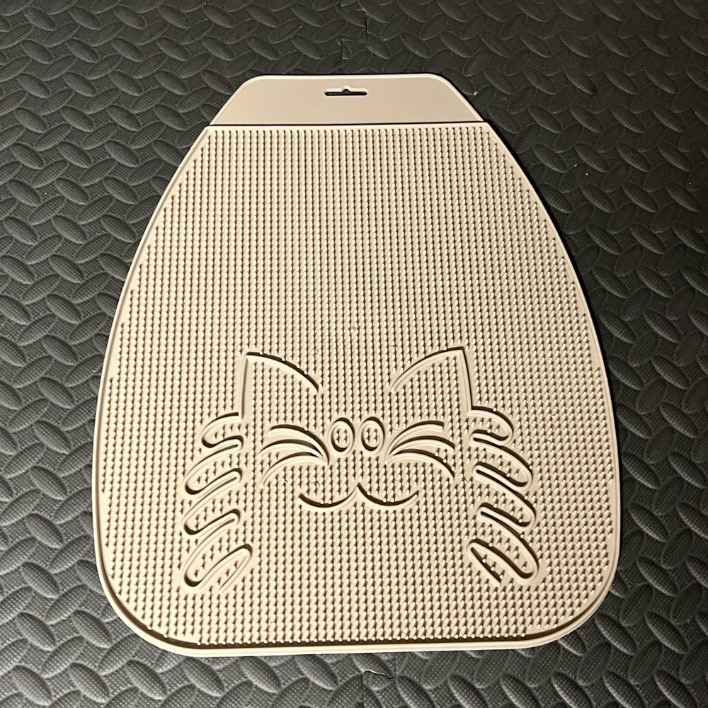 Cat Litter Mat - Picture 3 of 7